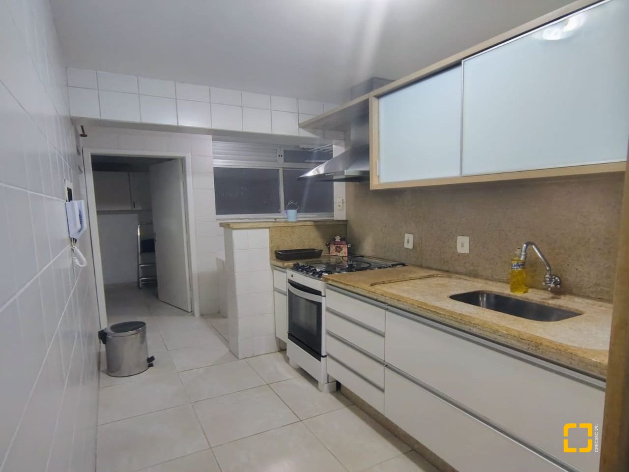 Apartamento com 78m², 2 quartos, no bairro Centro em Florianópolis
