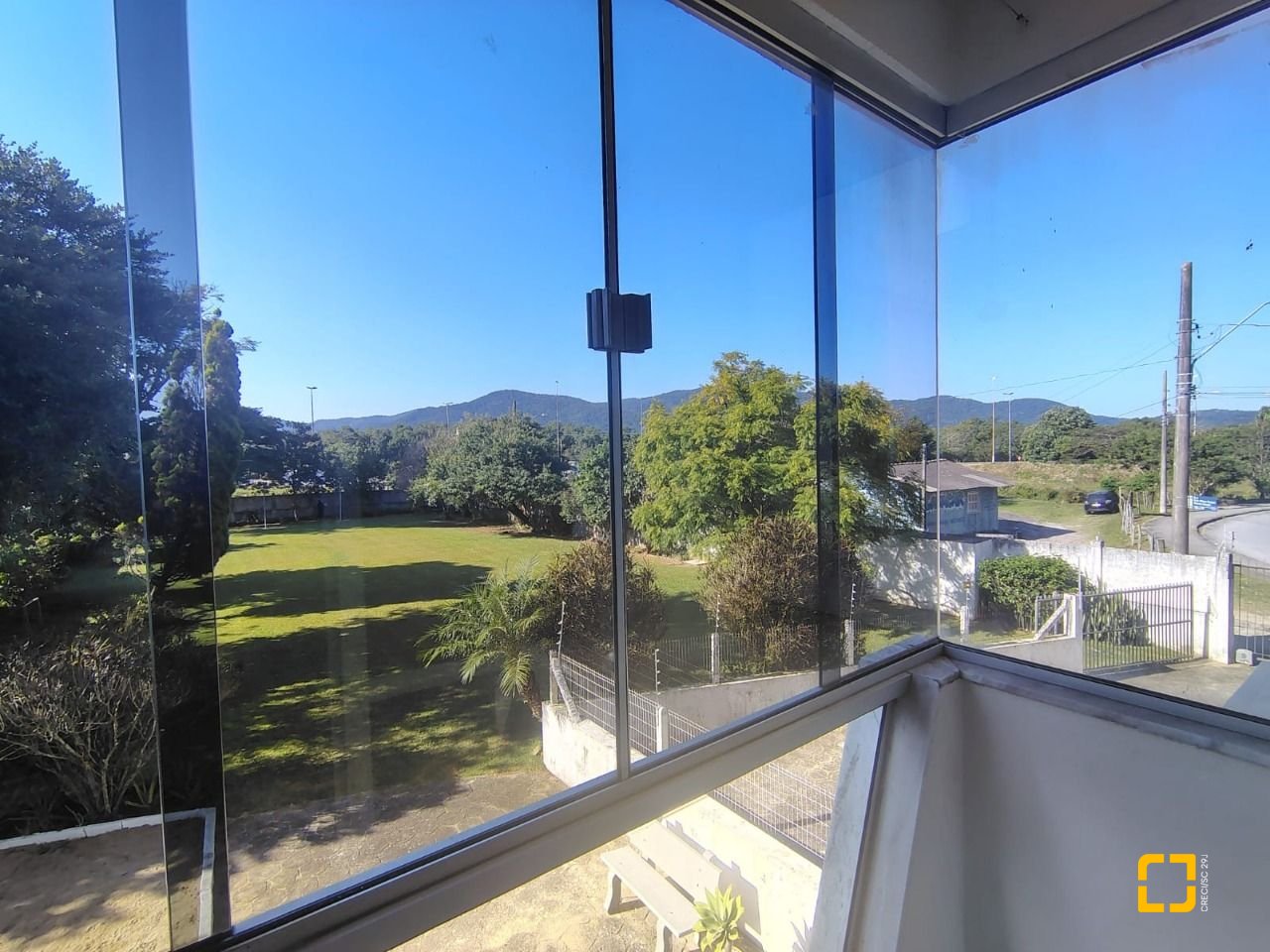 Apartamento com 74m², 3 quartos, 2 garagens, no bairro Trindade em Florianópolis