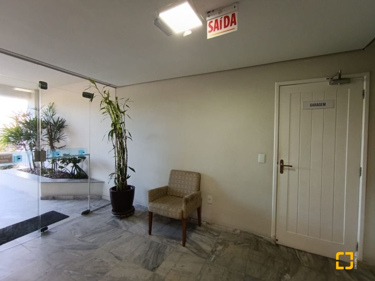 Apartamento com 74m², 3 quartos, 2 garagens, no bairro Trindade em Florianópolis