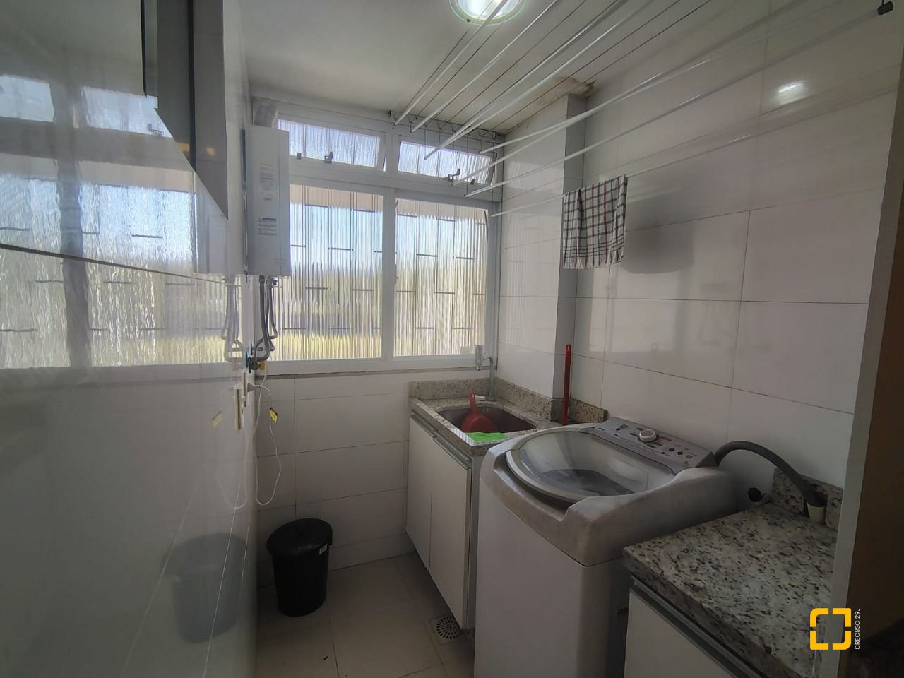 Apartamento com 74m², 3 quartos, 2 garagens, no bairro Trindade em Florianópolis