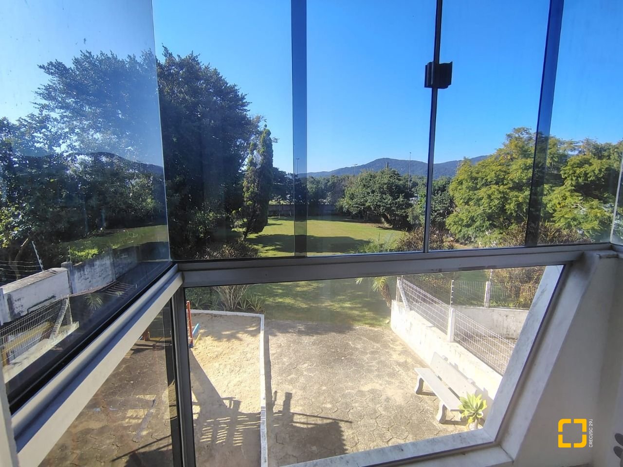 Apartamento com 74m², 3 quartos, 2 garagens, no bairro Trindade em Florianópolis