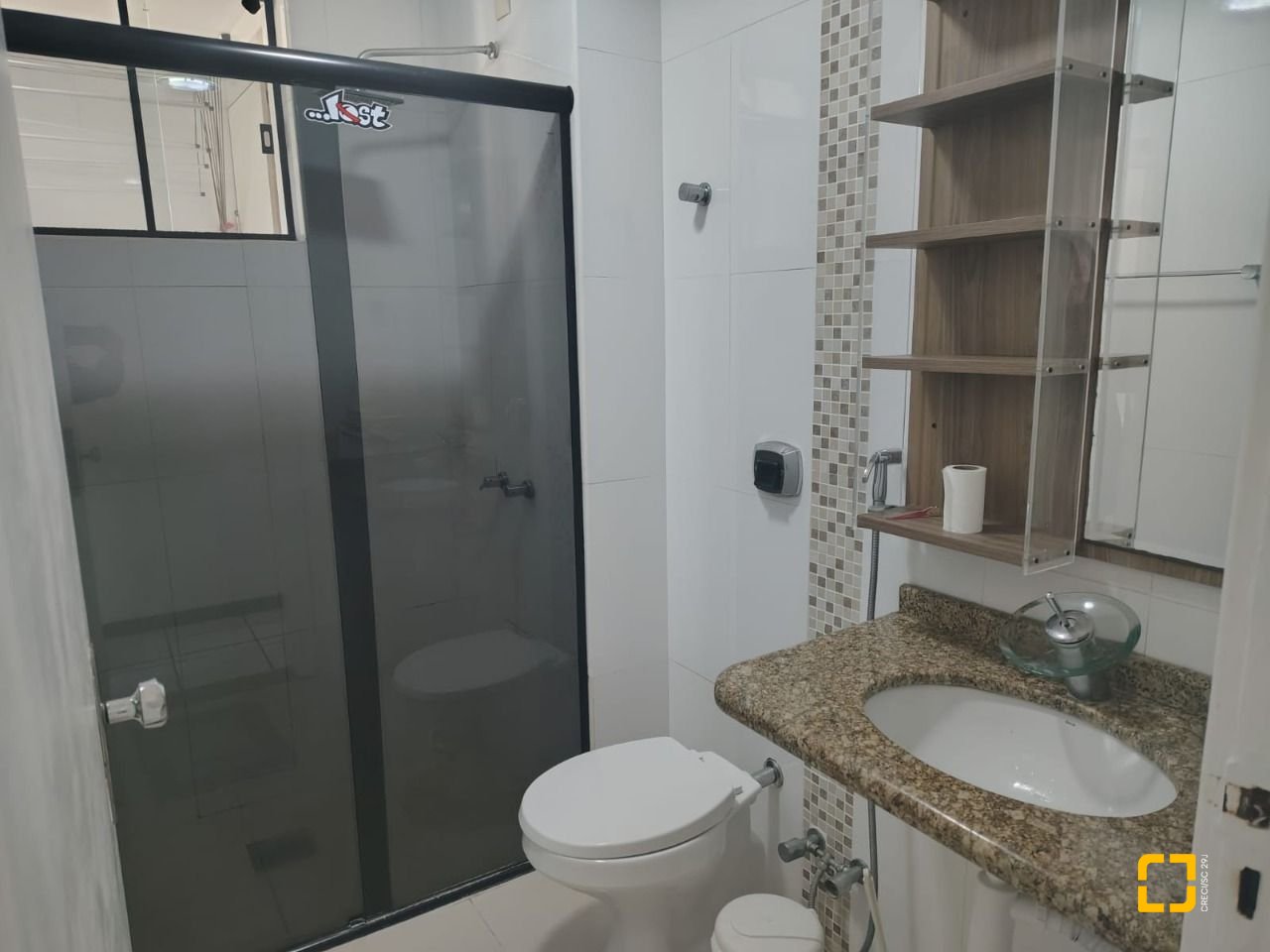 Apartamento com 74m², 3 quartos, 2 garagens, no bairro Trindade em Florianópolis