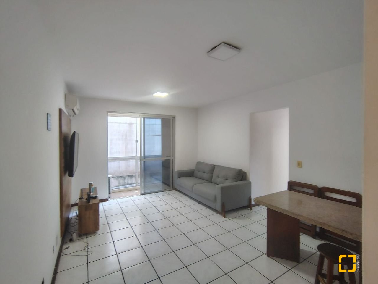 Apartamento com 74m², 3 quartos, 2 garagens, no bairro Trindade em Florianópolis