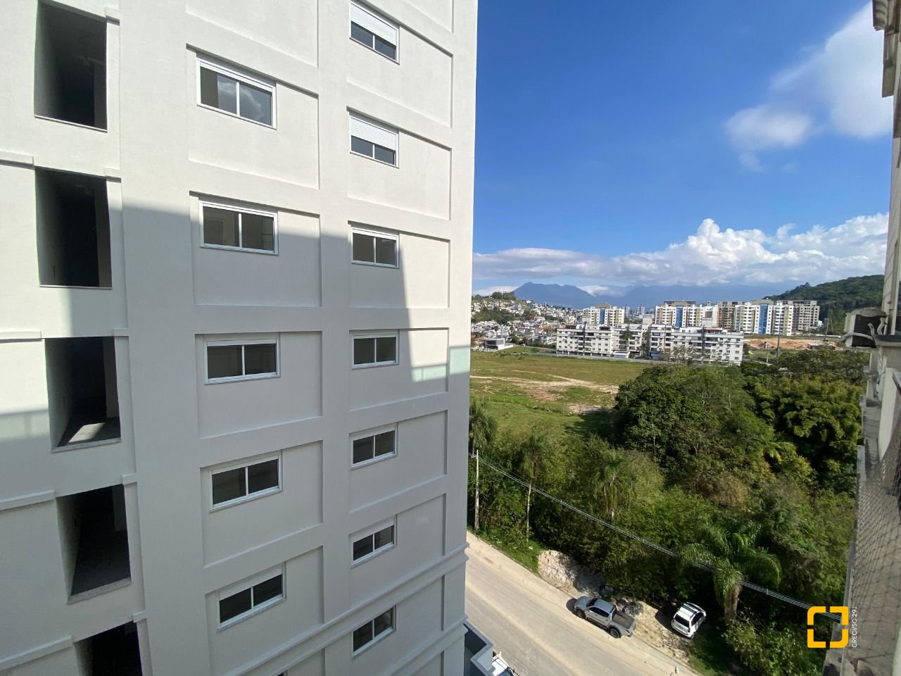 Apartamento com 95m², 4 quartos (sendo 1 suíte), 1 garagem, no bairro Pedra Branca em Palhoça