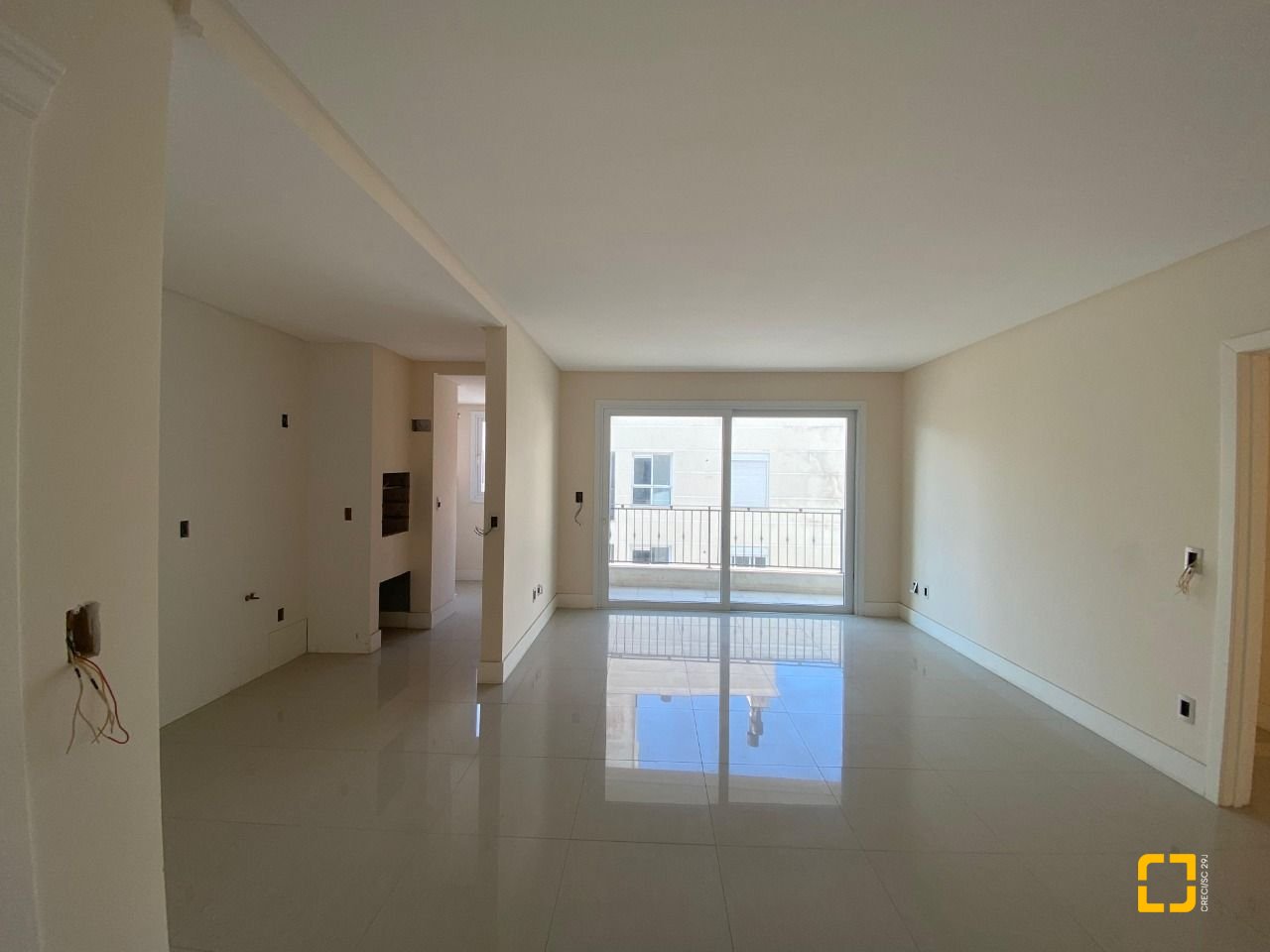 Apartamento com 95m², 3 quartos (sendo 1 suíte), 1 garagem, no bairro Pedra Branca em Palhoça