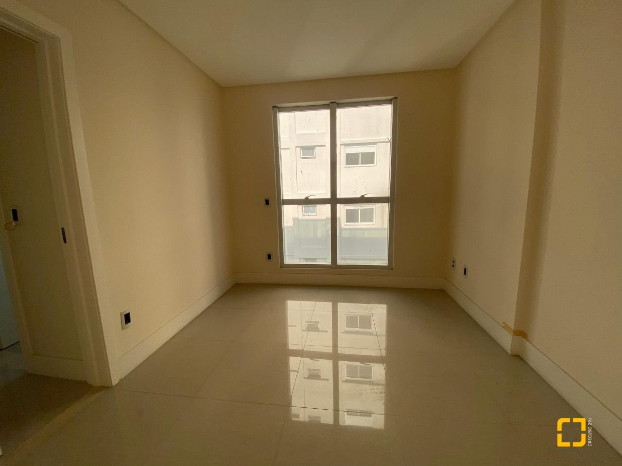 Apartamento com 95m², 3 quartos (sendo 1 suíte), 1 garagem, no bairro Pedra Branca em Palhoça