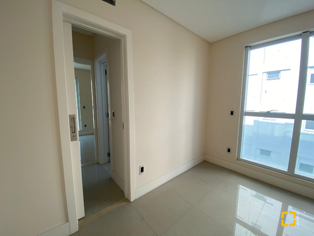 Apartamento com 95m², 3 quartos (sendo 1 suíte), 1 garagem, no bairro Pedra Branca em Palhoça