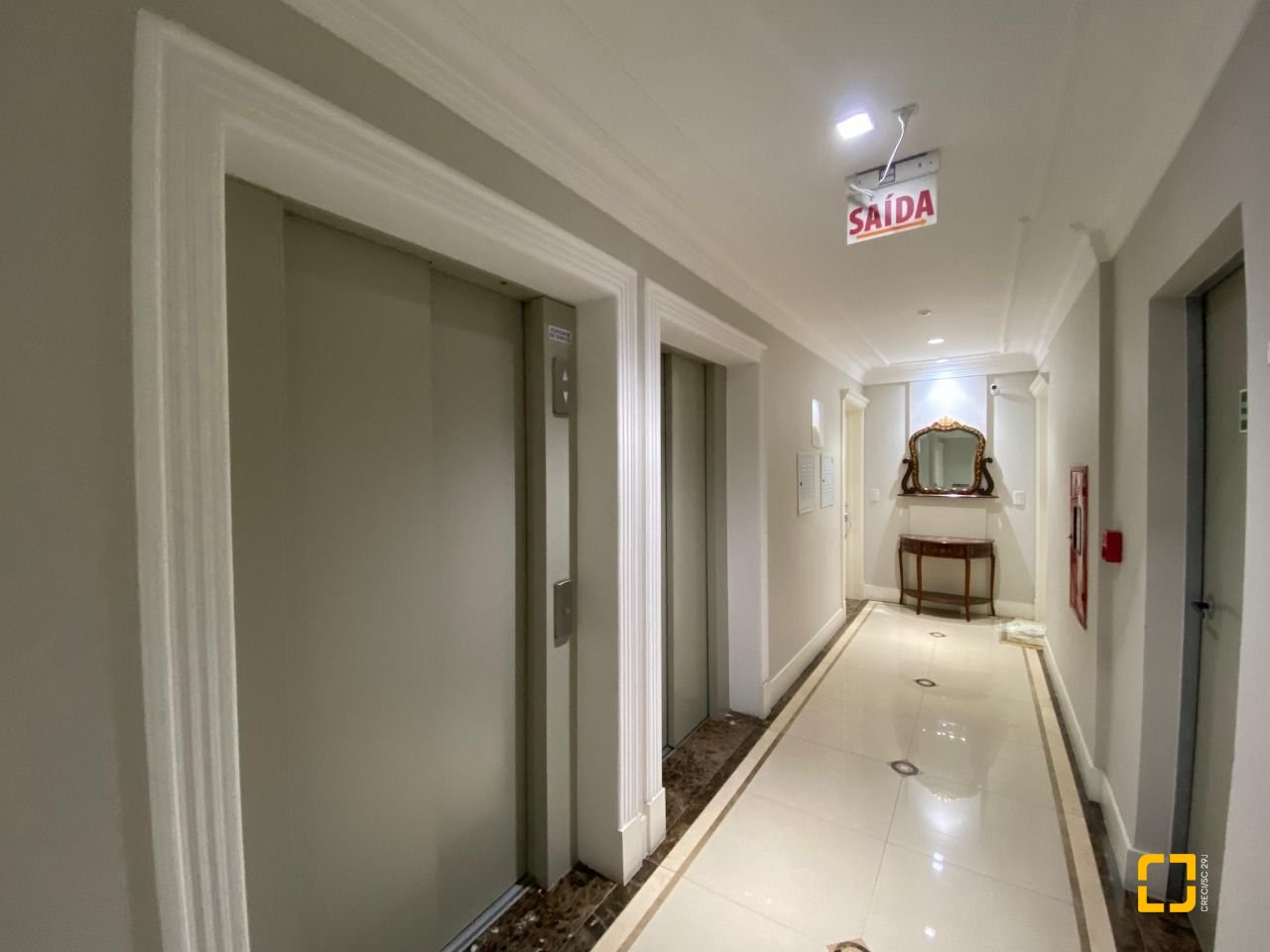 Apartamento com 95m², 3 quartos (sendo 1 suíte), 1 garagem, no bairro Pedra Branca em Palhoça