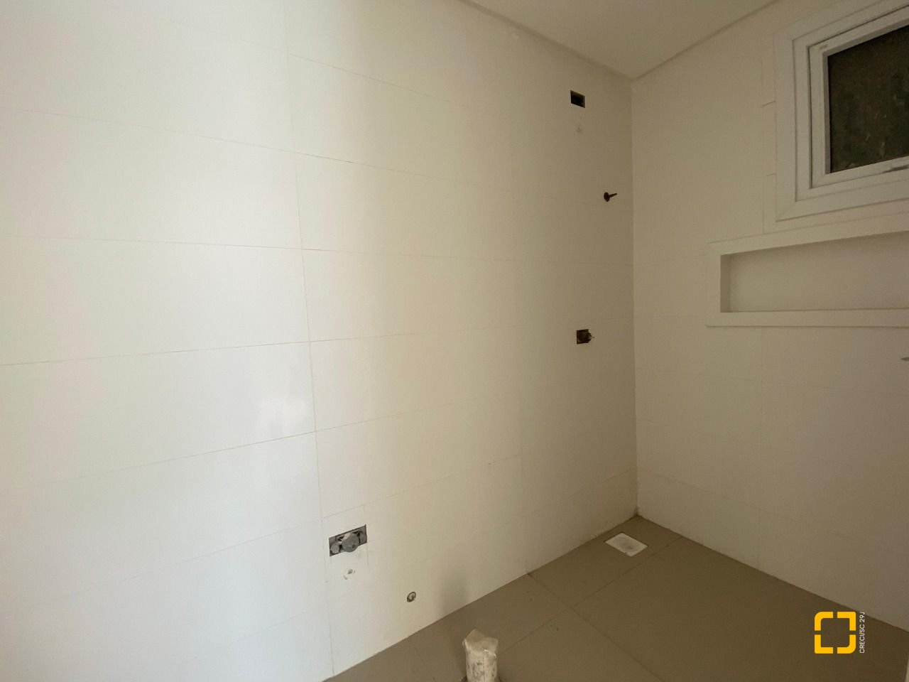 Apartamento com 98m², 3 quartos (sendo 1 suíte), 1 garagem, no bairro Pedra Branca em Palhoça