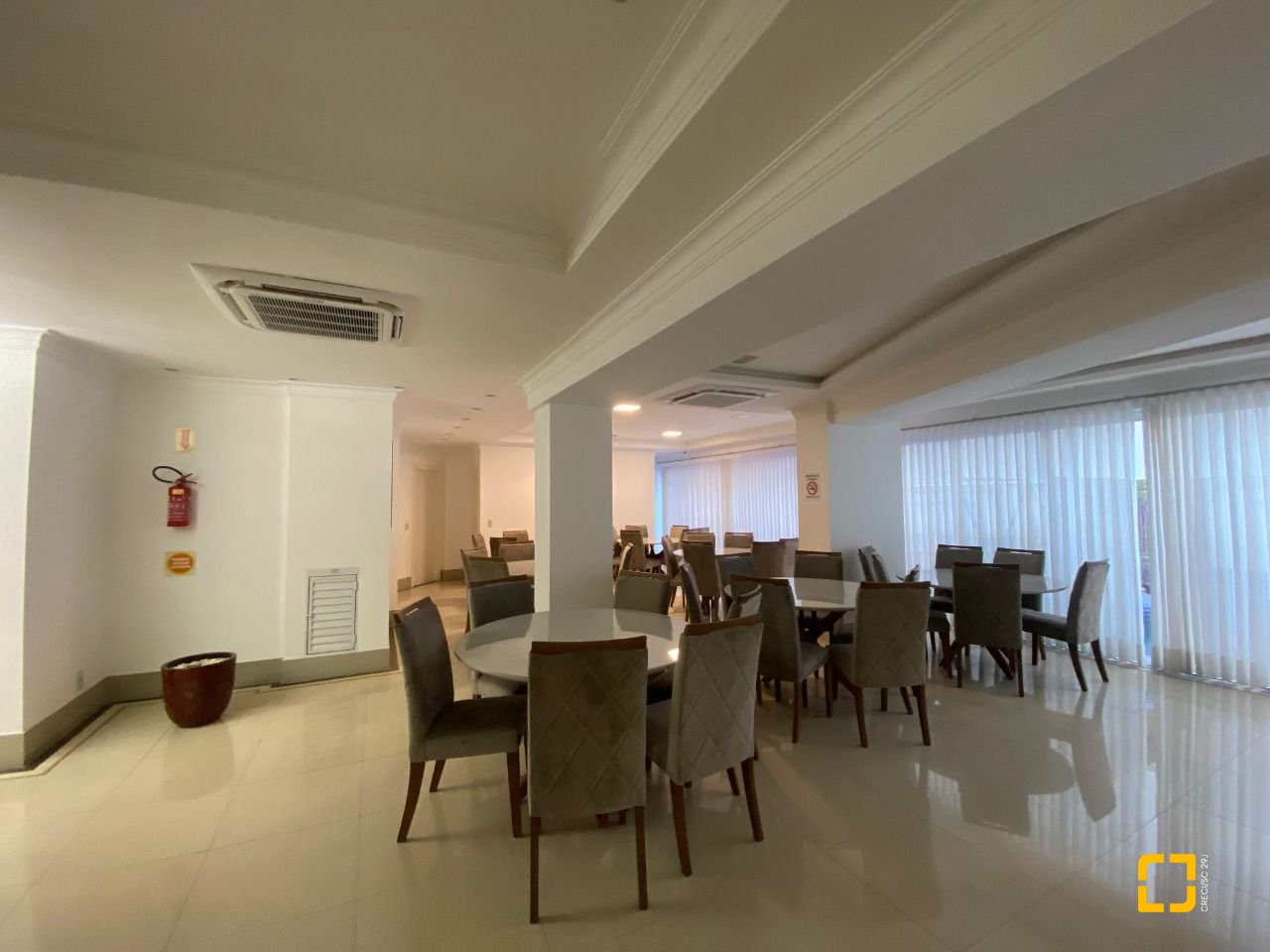 Apartamento com 98m², 3 quartos (sendo 1 suíte), 1 garagem, no bairro Pedra Branca em Palhoça
