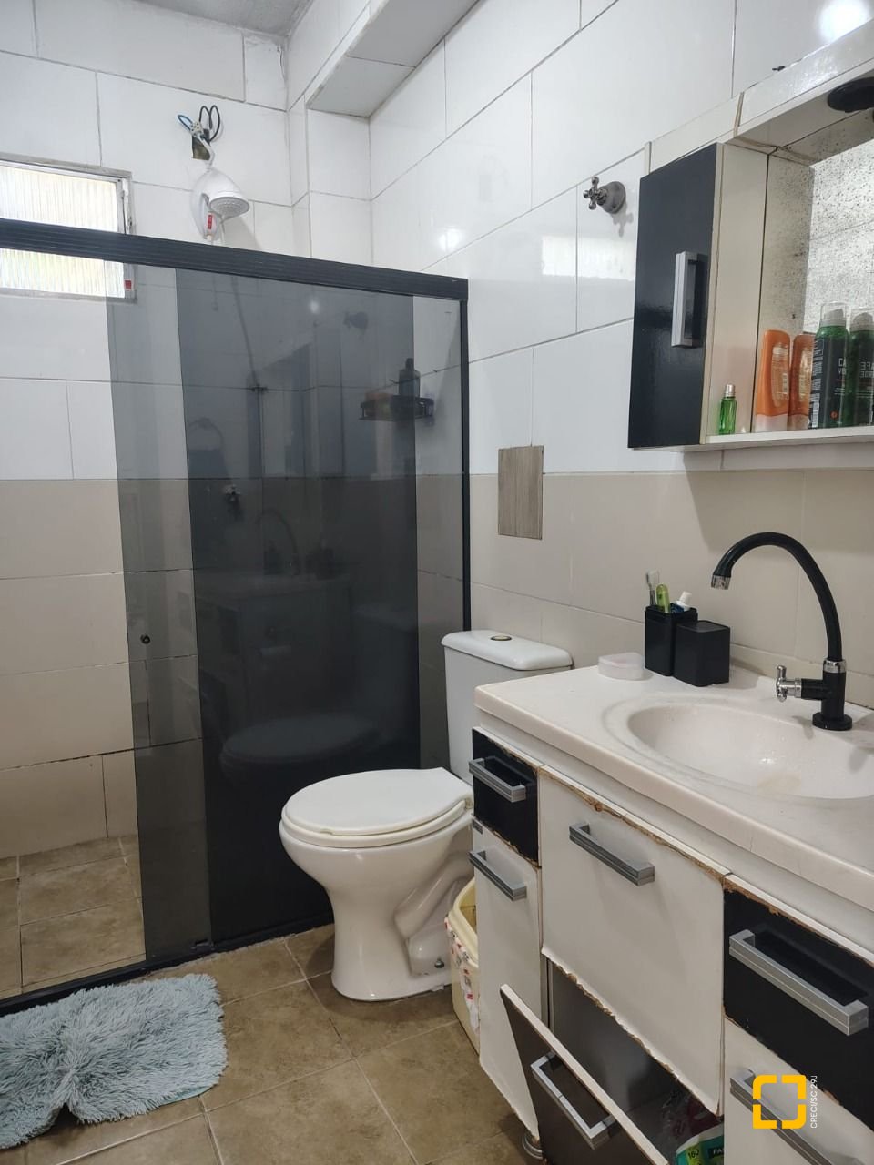 Casa com 230m², 2 garagens, no bairro Jardim Cidade de Florianópolis em São José