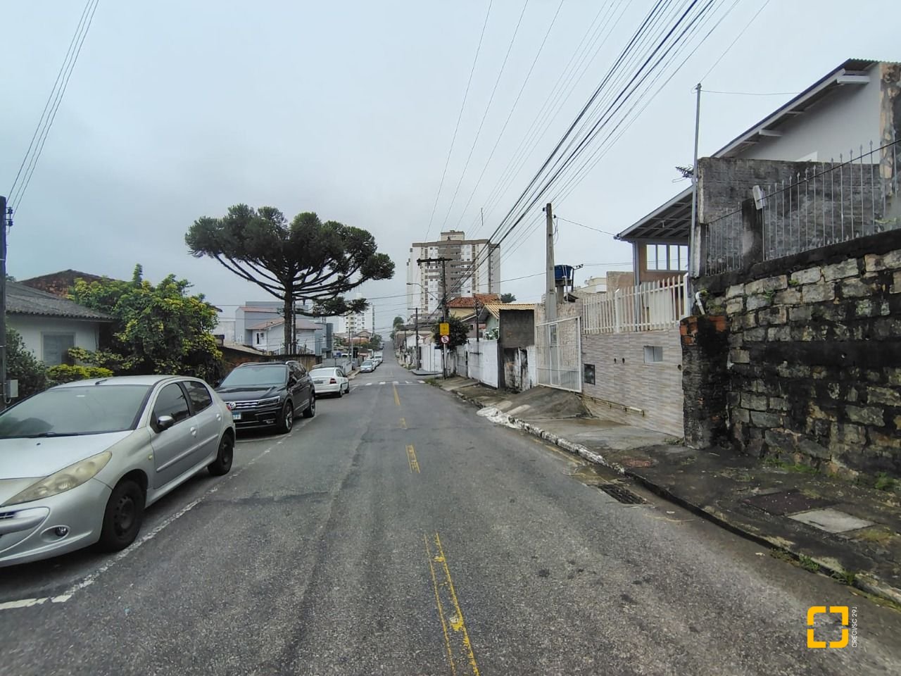Casa com 230m², 2 garagens, no bairro Jardim Cidade de Florianópolis em São José
