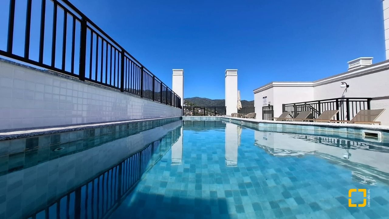 Apartamento com 98m², 4 quartos (sendo 1 suíte), 2 garagens, no bairro Saco Grande em Florianópolis