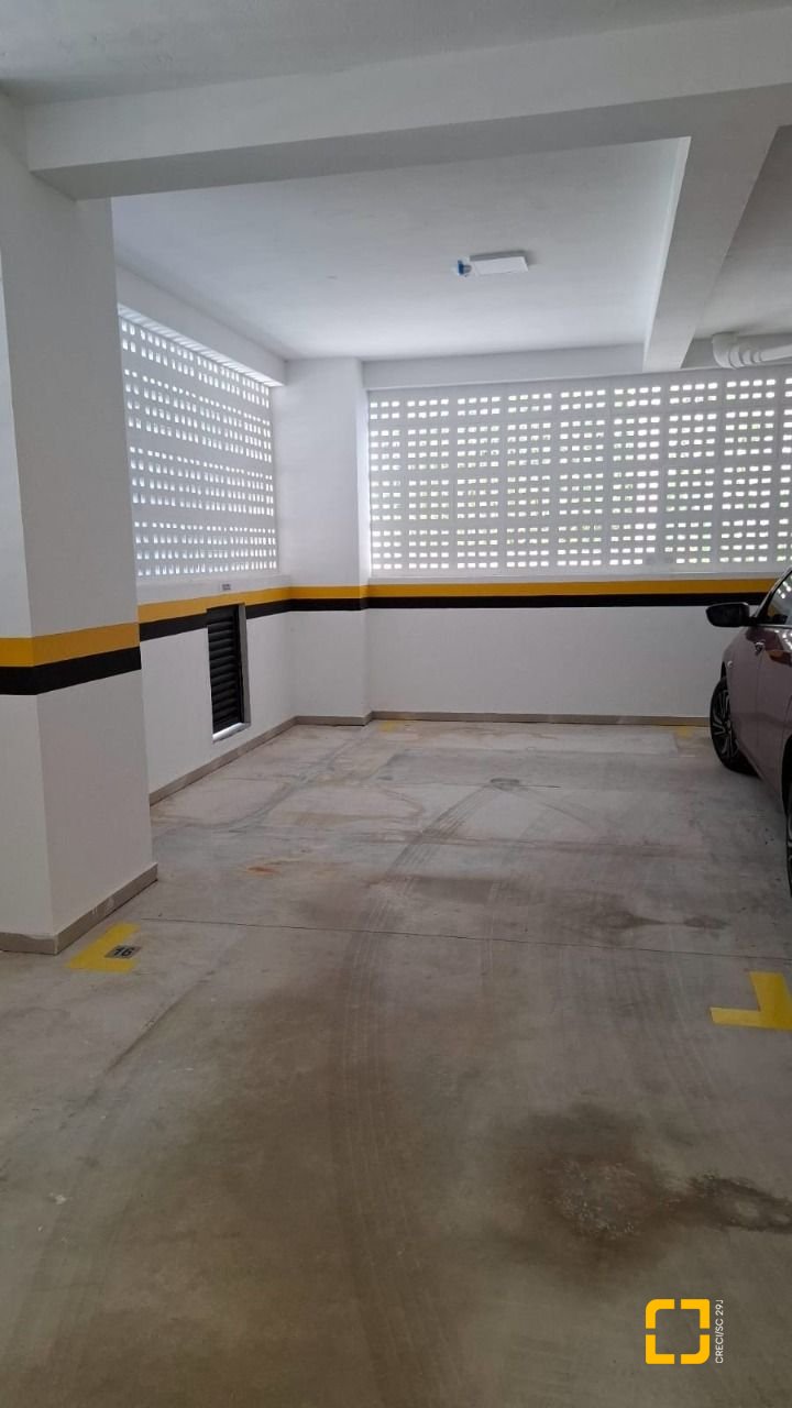 Apartamento com 98m², 4 quartos (sendo 1 suíte), 2 garagens, no bairro Saco Grande em Florianópolis