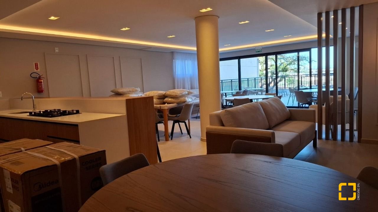 Apartamento com 98m², 4 quartos (sendo 1 suíte), 2 garagens, no bairro Saco Grande em Florianópolis