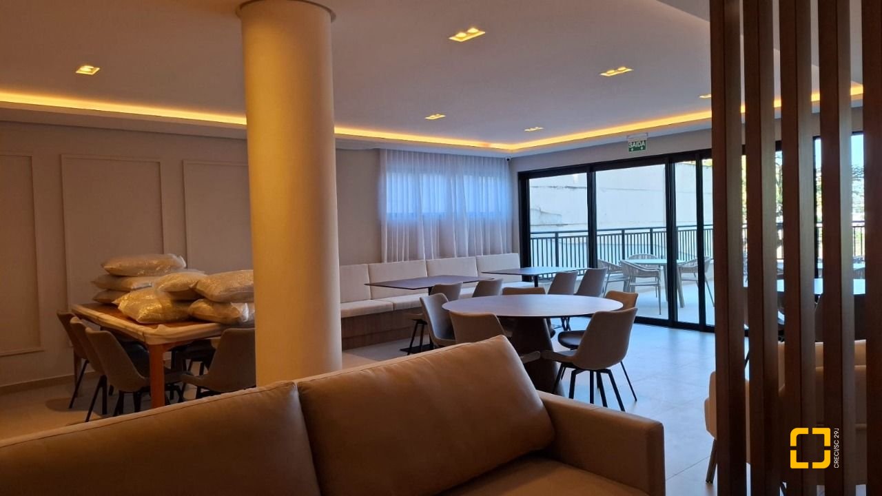 Apartamento com 98m², 4 quartos (sendo 1 suíte), 2 garagens, no bairro Saco Grande em Florianópolis