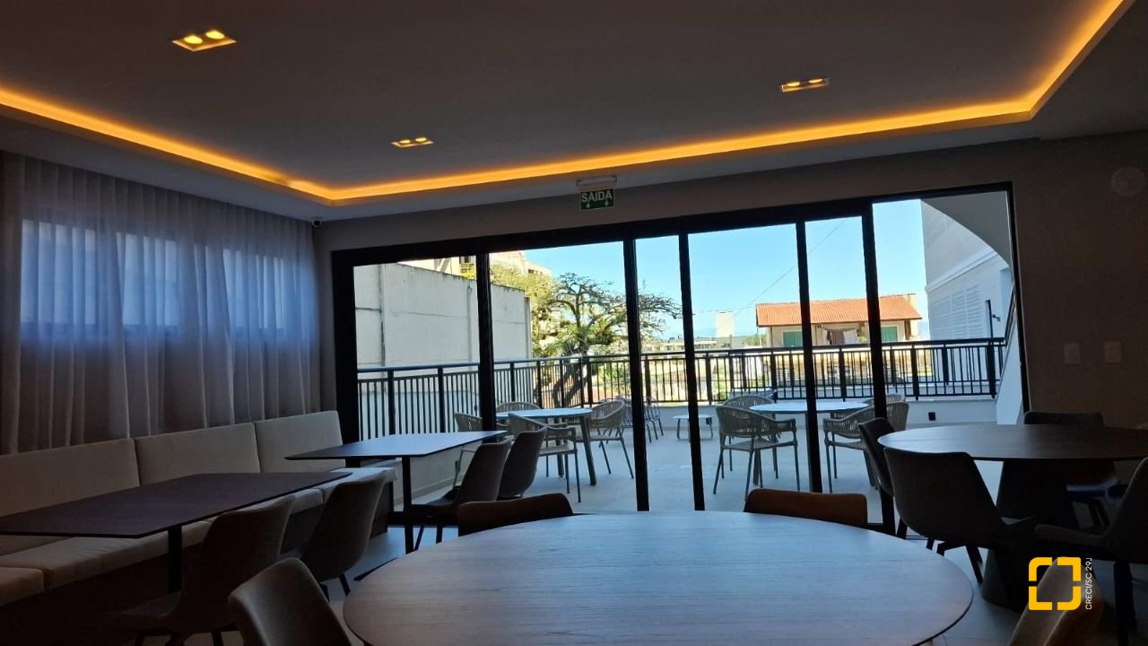 Apartamento com 98m², 4 quartos (sendo 1 suíte), 2 garagens, no bairro Saco Grande em Florianópolis