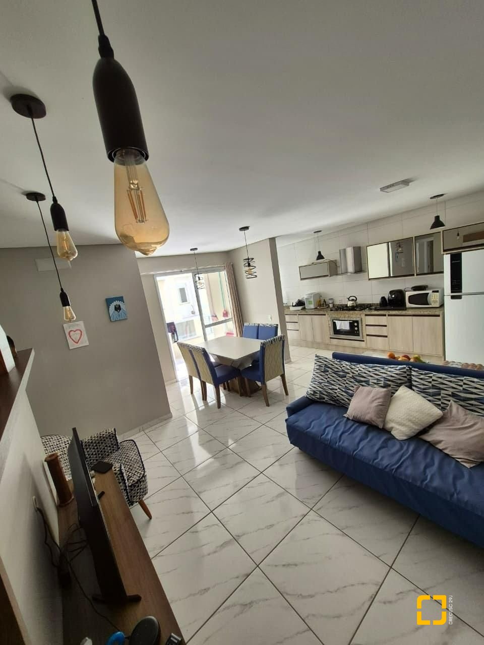 Apartamento com 72m², 3 quartos (sendo 1 suíte), 1 garagem, no bairro Ingleses em Florianópolis