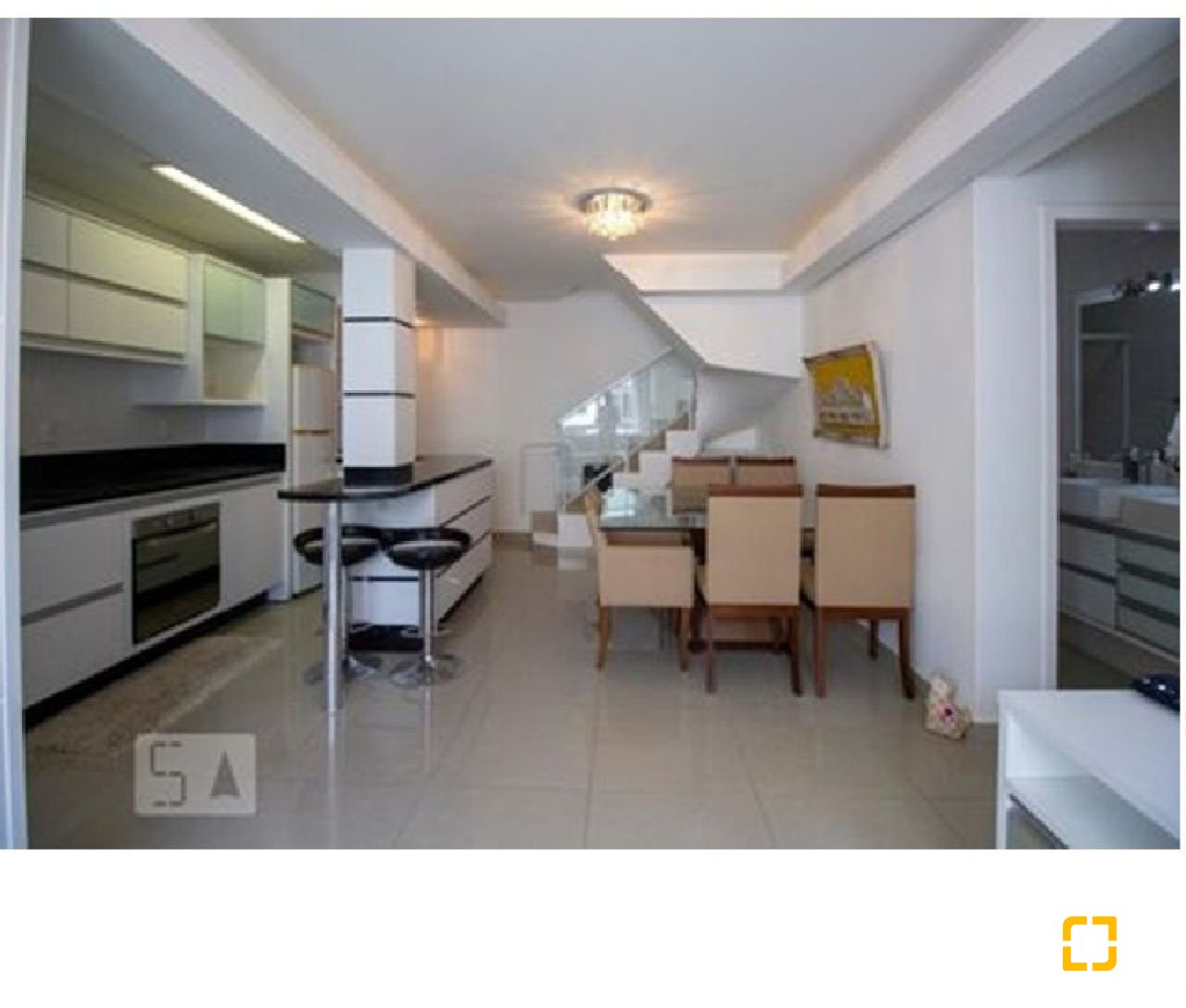 Cobertura com 179m², 5 quartos (sendo 1 suíte), 2 garagens, no bairro Trindade em Florianópolis