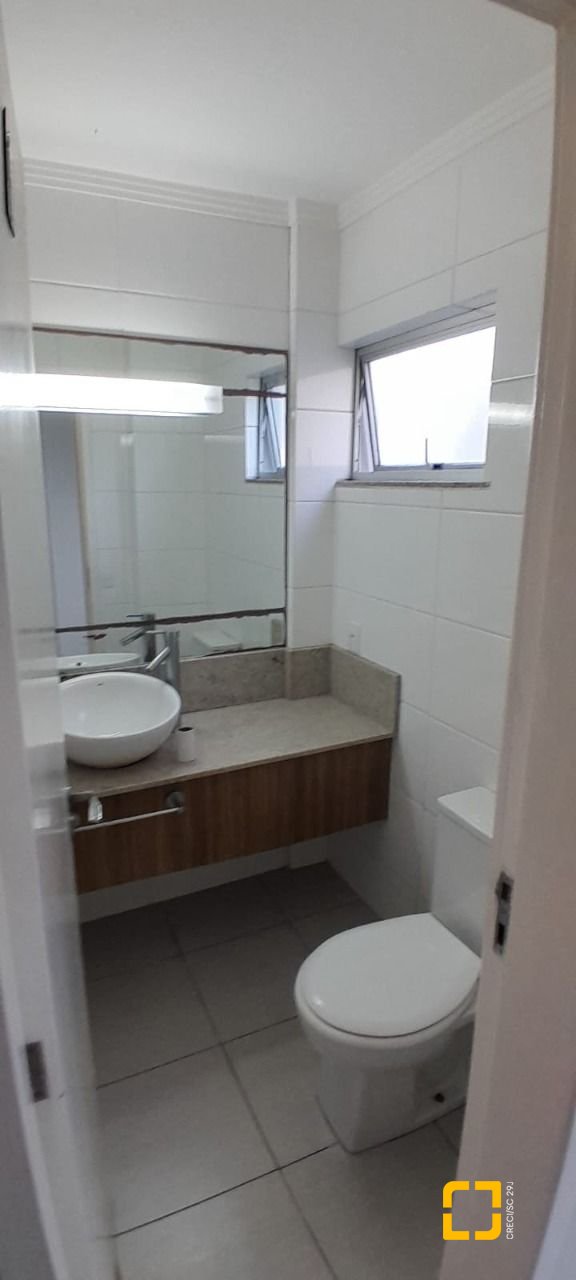 Cobertura com 179m², 5 quartos (sendo 1 suíte), 2 garagens, no bairro Trindade em Florianópolis