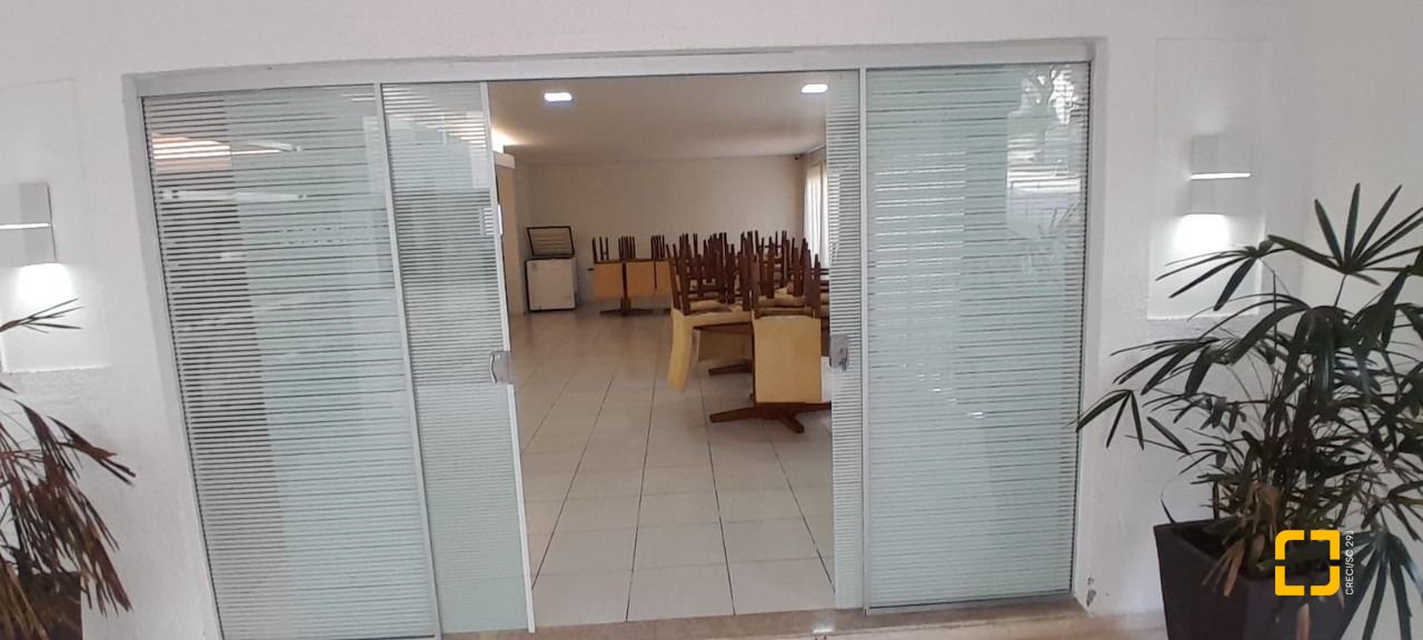 Cobertura com 179m², 5 quartos (sendo 1 suíte), 2 garagens, no bairro Trindade em Florianópolis