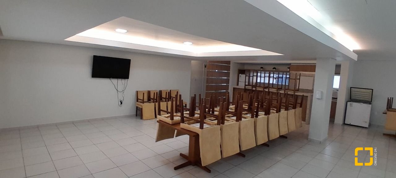 Cobertura com 179m², 5 quartos (sendo 1 suíte), 2 garagens, no bairro Trindade em Florianópolis