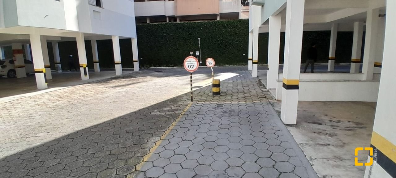 Cobertura com 179m², 5 quartos (sendo 1 suíte), 2 garagens, no bairro Trindade em Florianópolis