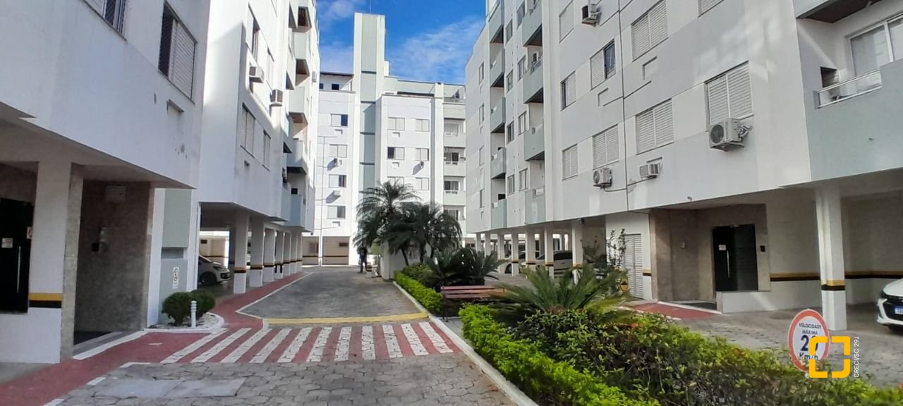 Cobertura com 179m², 5 quartos (sendo 1 suíte), 2 garagens, no bairro Trindade em Florianópolis