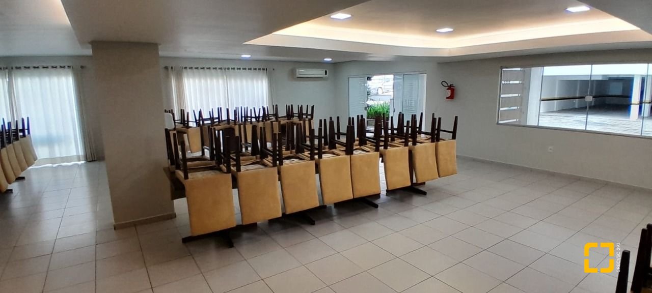 Cobertura com 179m², 5 quartos (sendo 1 suíte), 2 garagens, no bairro Trindade em Florianópolis