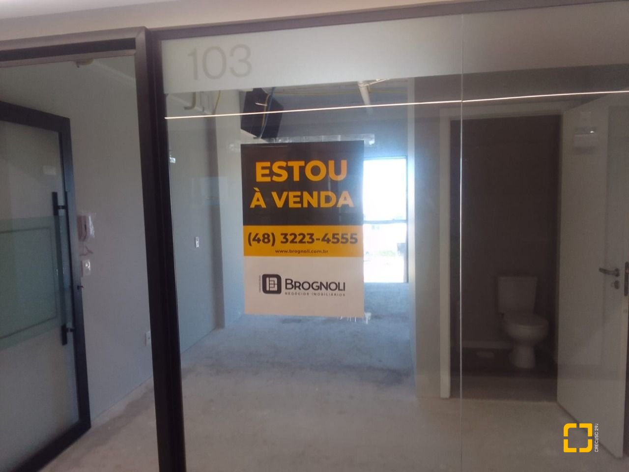 Sala com 27m², 1 garagem, no bairro Campeche em Florianópolis