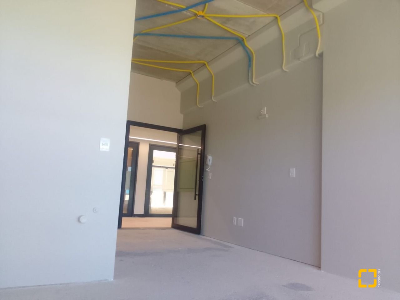 Sala com 27m², 1 garagem, no bairro Campeche em Florianópolis