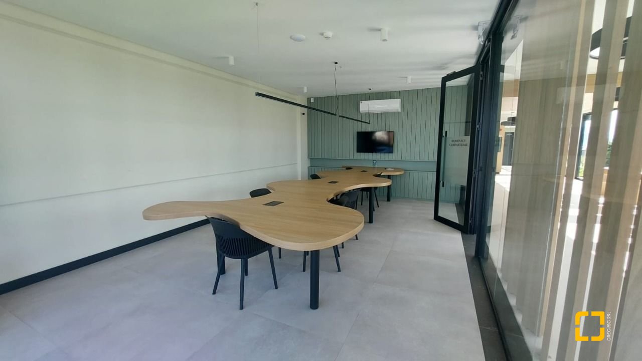 Sala com 27m², 1 garagem, no bairro Campeche em Florianópolis
