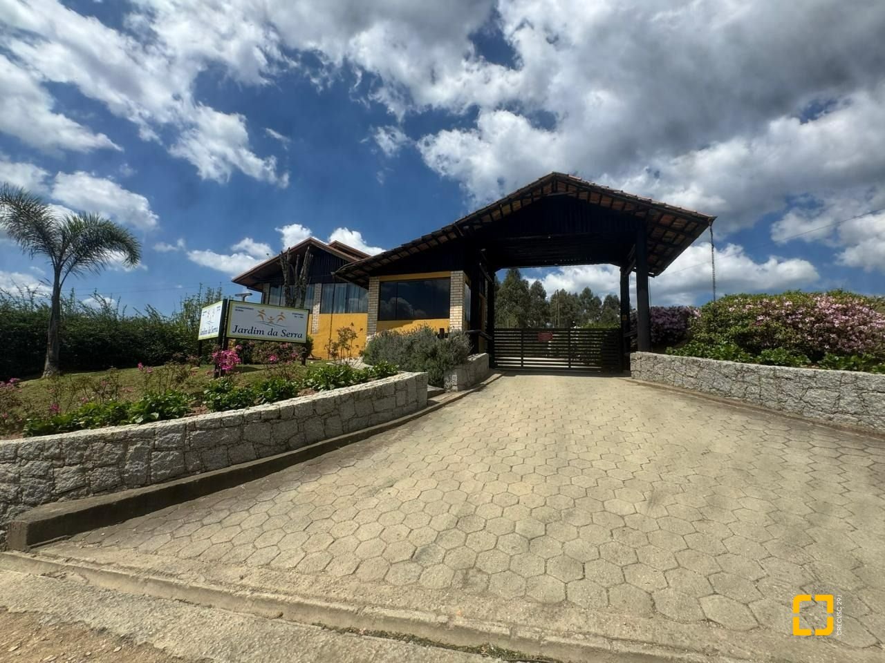 Sítio com 5112m², no bairro Invernadinha em Rancho Queimado