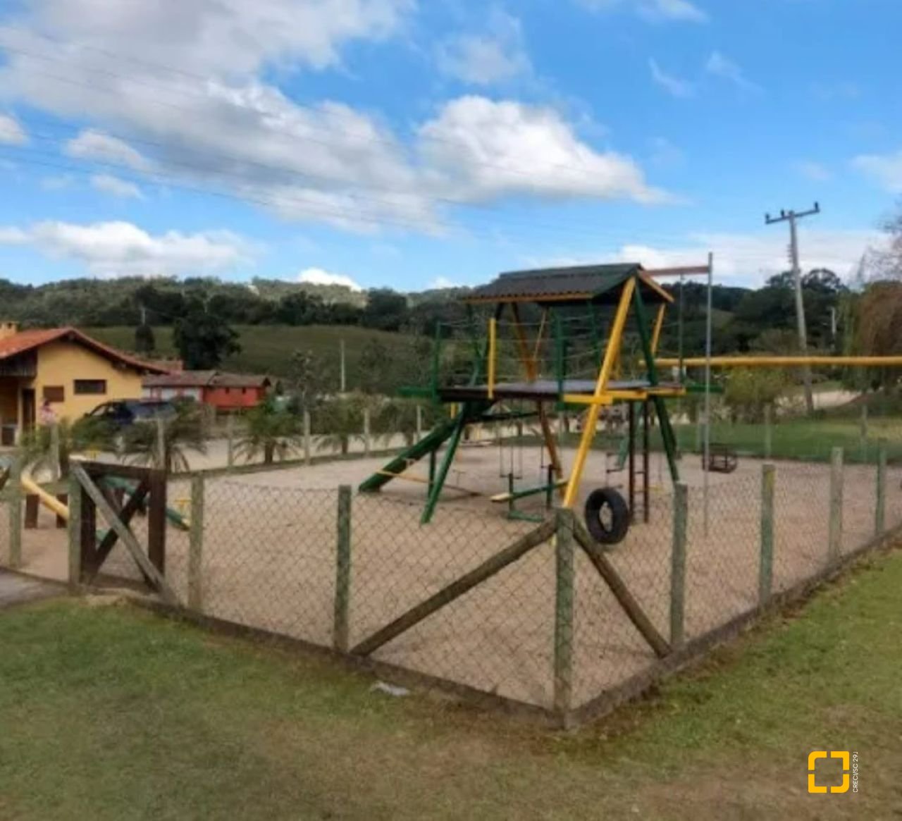 Sítio com 5112m², no bairro Invernadinha em Rancho Queimado