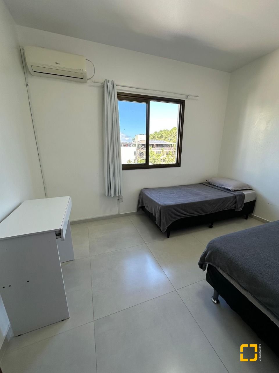 Apartamento com 55m², 2 quartos, 1 garagem, no bairro Canasvieiras em Florianópolis