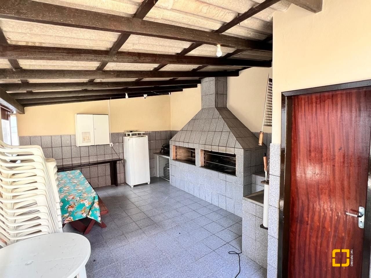 Apartamento com 92m², 3 quartos (sendo 1 suíte), 1 garagem, no bairro Centro em Florianópolis