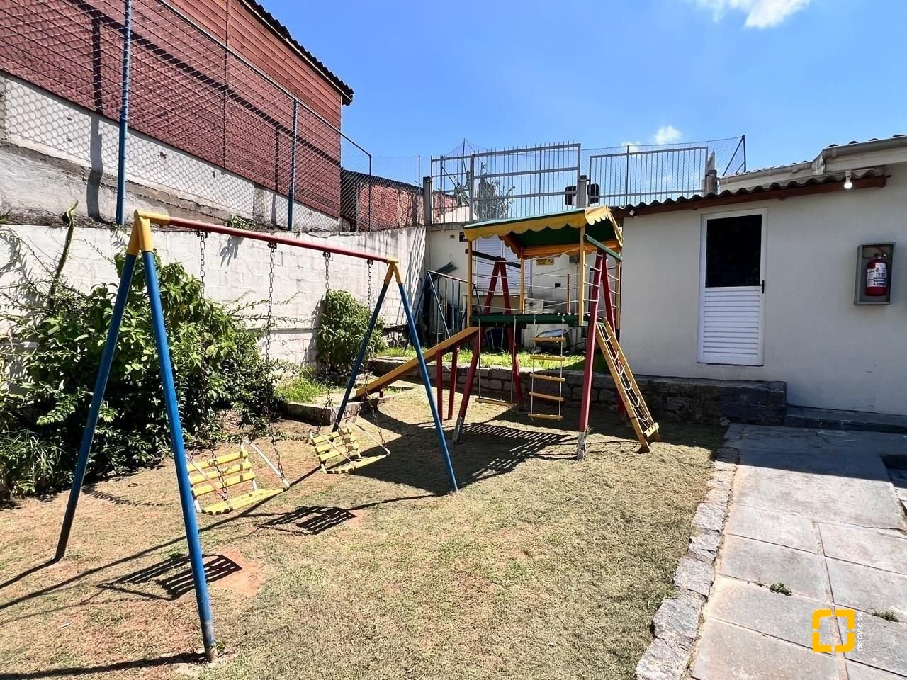 Apartamento com 92m², 3 quartos (sendo 1 suíte), 1 garagem, no bairro Centro em Florianópolis