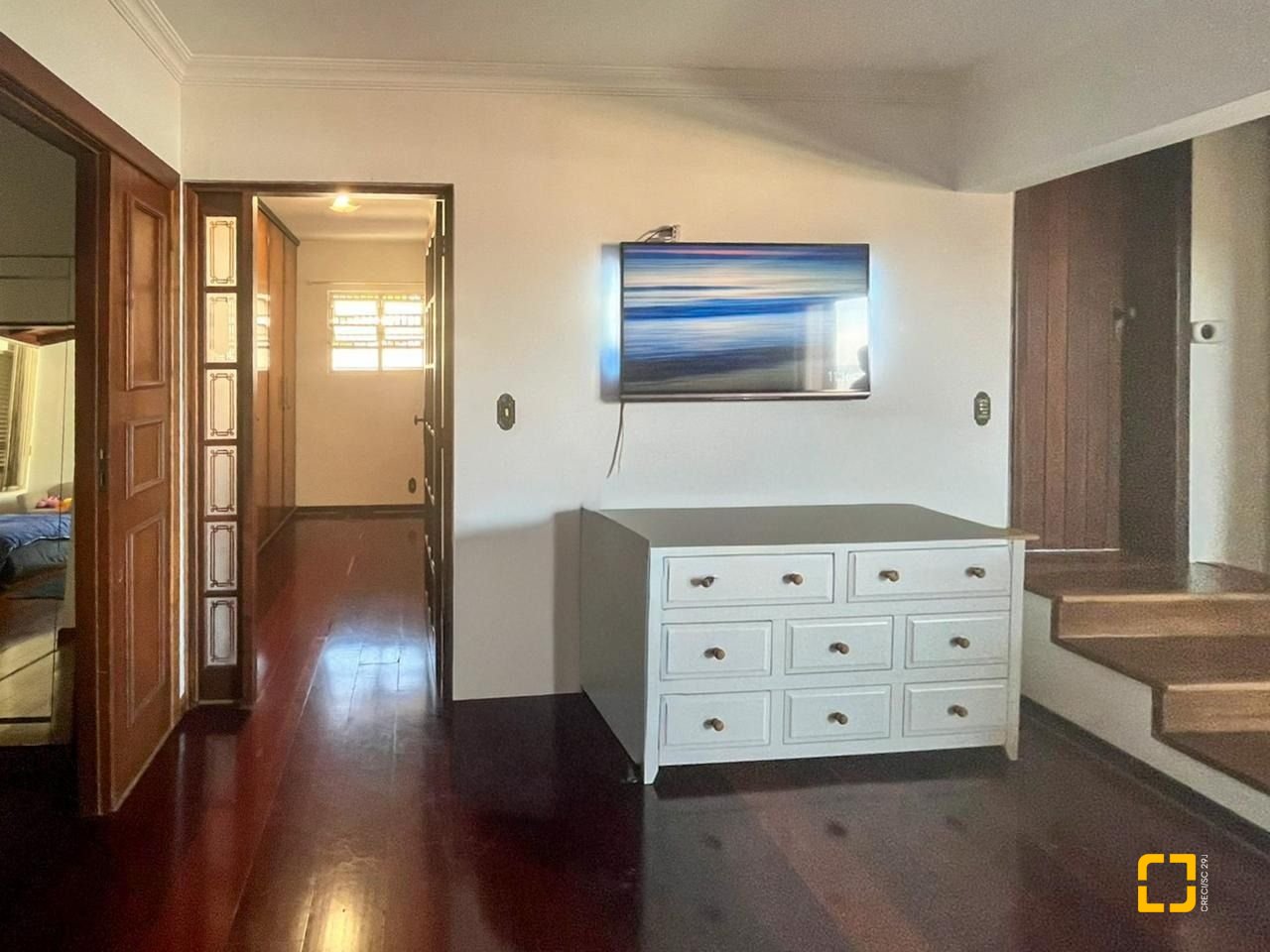 Casa com 362m², 5 quartos (sendo 1 suíte), 4 garagens, no bairro Abraão em Florianópolis