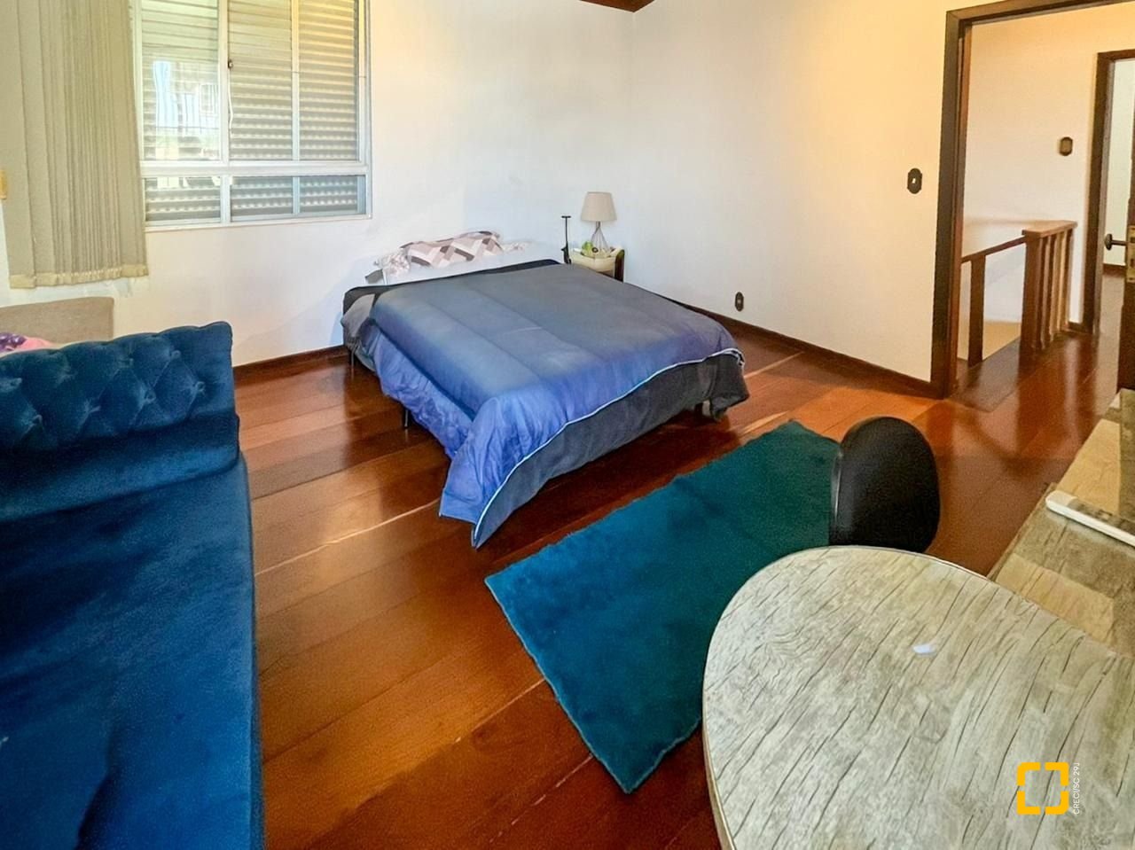 Casa com 362m², 5 quartos (sendo 1 suíte), 4 garagens, no bairro Abraão em Florianópolis