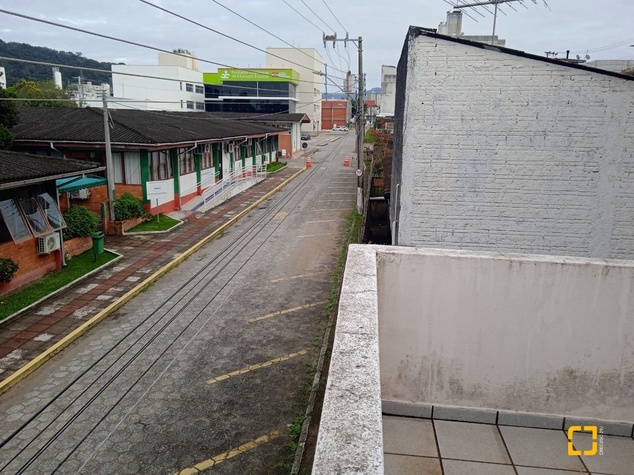 Casa com 260m², 4 quartos (sendo 1 suíte), 6 garagens, no bairro Nossa Senhora do Rosário em São José