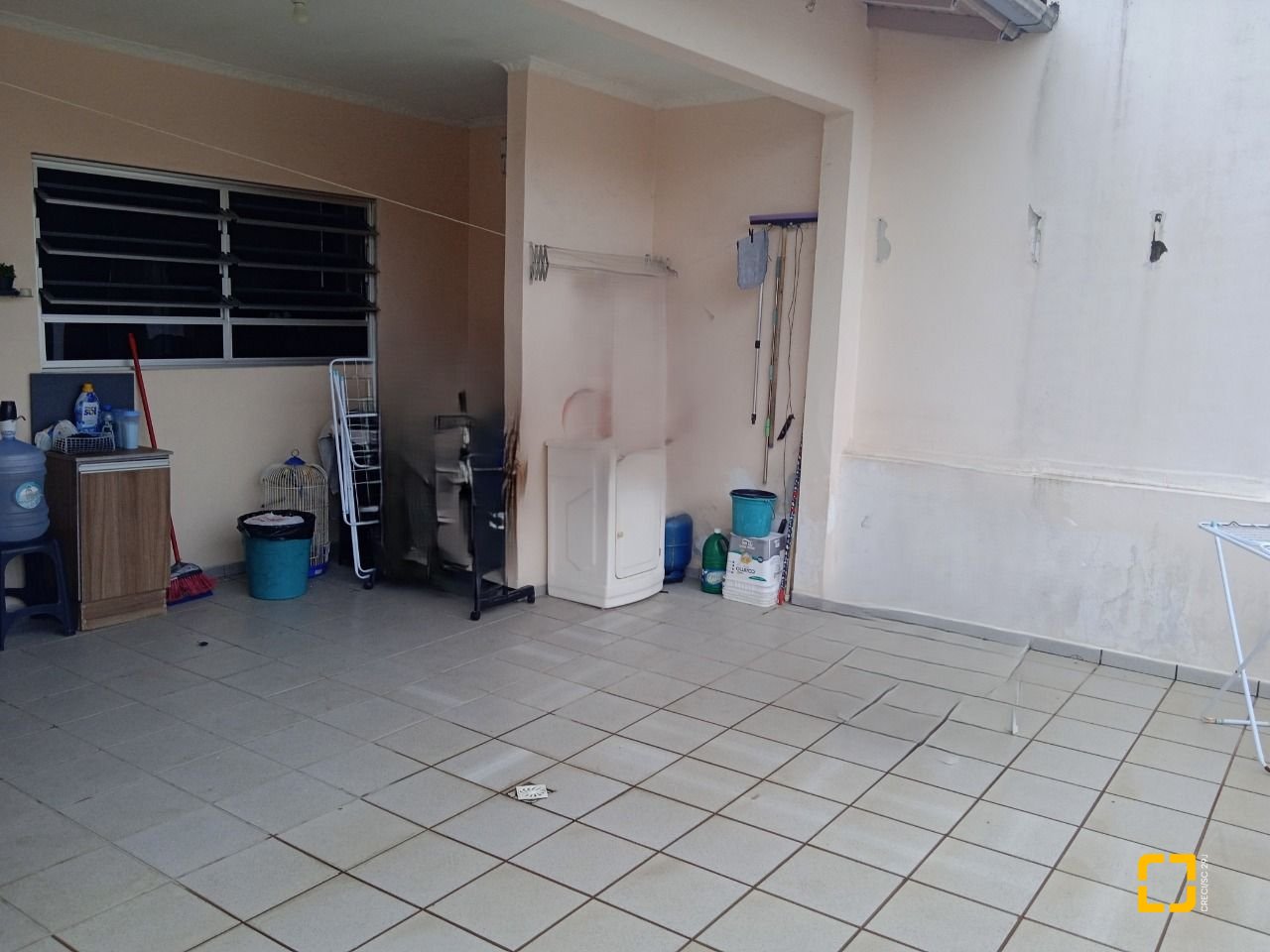 Casa com 260m², 4 quartos (sendo 1 suíte), 6 garagens, no bairro Nossa Senhora do Rosário em São José