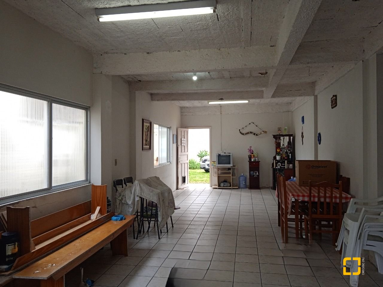 Casa com 260m², 4 quartos (sendo 1 suíte), 6 garagens, no bairro Nossa Senhora do Rosário em São José
