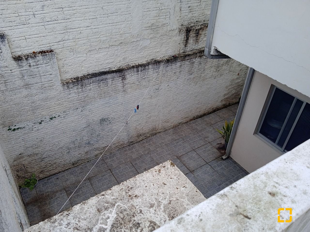 Casa com 260m², 3 quartos (sendo 1 suíte), 6 garagens, no bairro Nossa Senhora do Rosário em São José