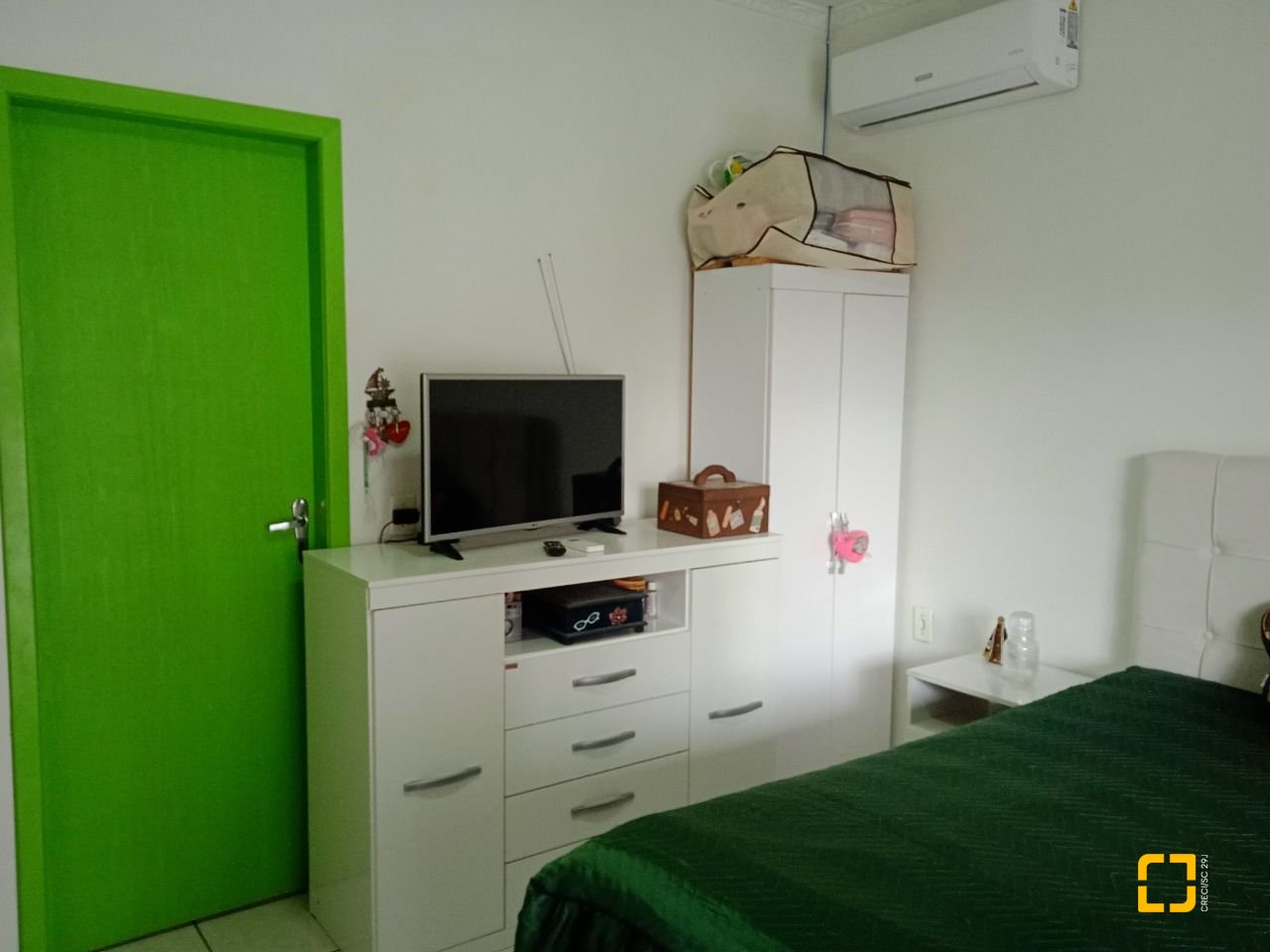 Casa com 260m², 3 quartos (sendo 1 suíte), 6 garagens, no bairro Nossa Senhora do Rosário em São José