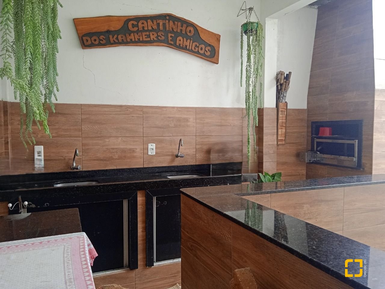 Casa com 260m², 3 quartos (sendo 1 suíte), 6 garagens, no bairro Nossa Senhora do Rosário em São José