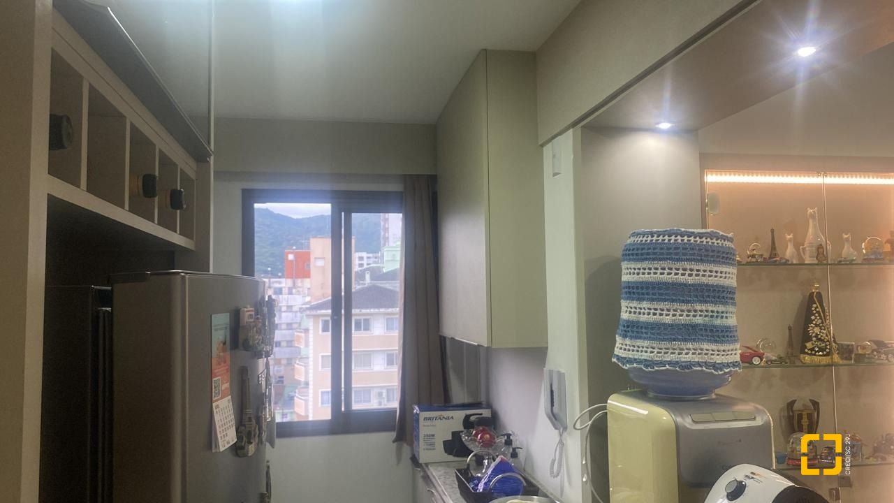 Apartamento com 65m², 2 quartos (sendo 1 suíte), 2 garagens, no bairro Cidade Universitaria Pedra Branca em Palhoça