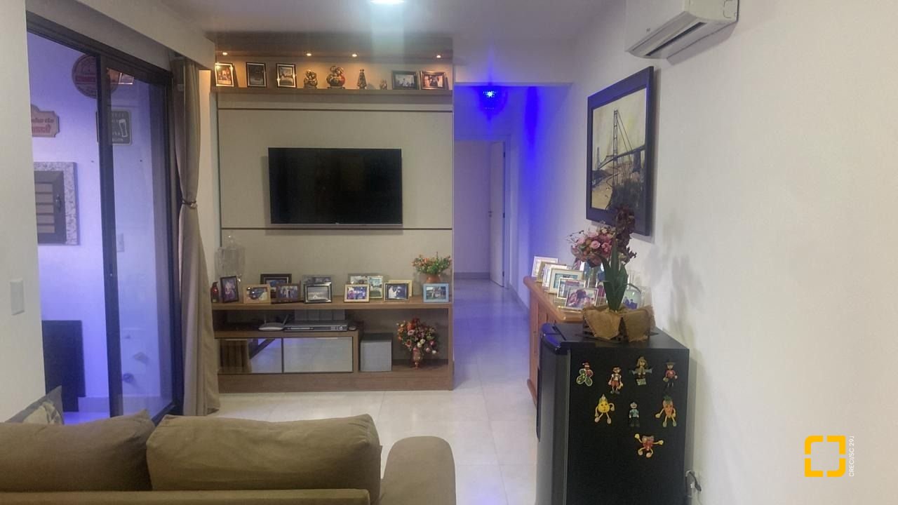 Apartamento com 65m², 2 quartos (sendo 1 suíte), 2 garagens, no bairro Cidade Universitaria Pedra Branca em Palhoça