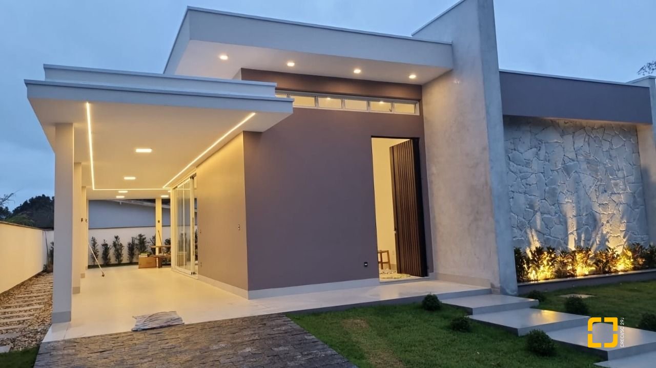 Casa de Condomínio com 189m², 3 quartos (sendo 3 suítes), 5 garagens, no bairro Camboa em Governador Celso Ramos