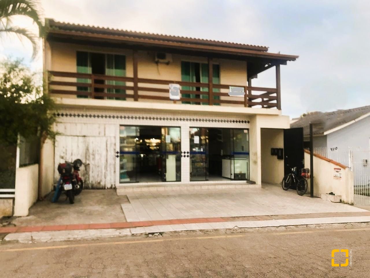 Casa com 280m², 3 quartos, 2 garagens, no bairro Bela Vista II em São José