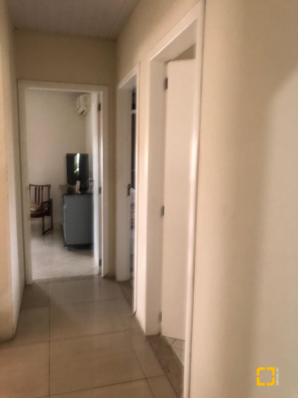 Casa com 280m², 3 quartos, 2 garagens, no bairro Bela Vista II em São José
